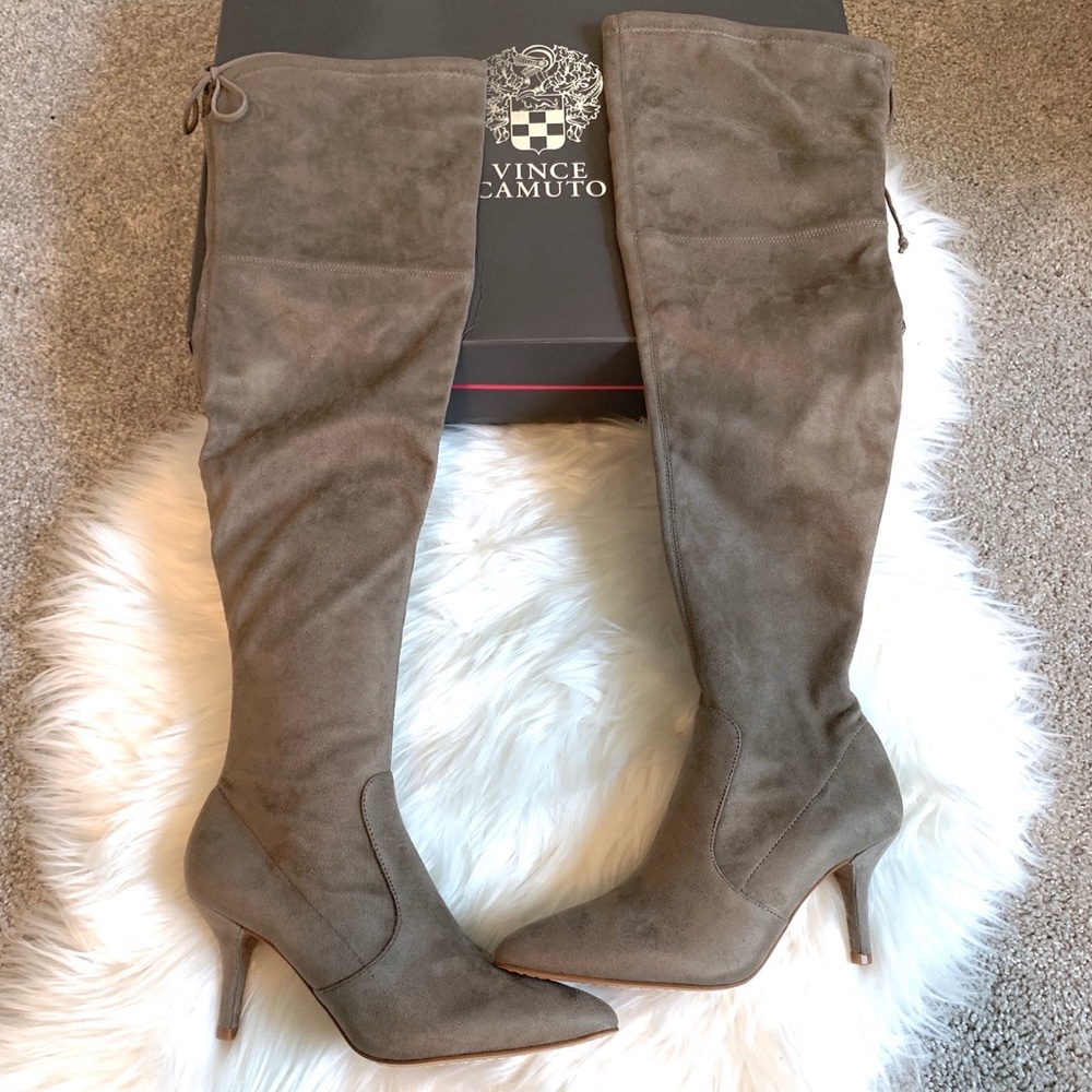 Vince Camuto high knee boots heel